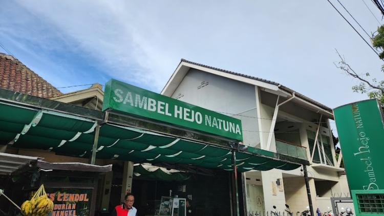 Sambel Hejo Natuna, Tempat Makan Wajib bagi Pecinta Masakan Sunda