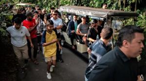  Cristiano Ronaldo Disambut Ribuan Penggemar di Taman Botani Singapura
