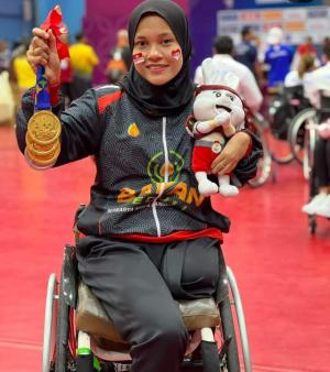 Leli Marlina, Atlet Tenis Meja Asal Kuansing Riau Raih Tiga Emas di ASEAN Para Games 2023