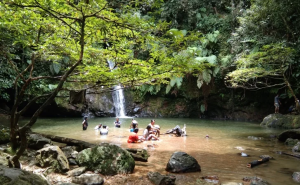 Air Terjun Batu Dinding, Pesona Alam Tersembunyi di Pedalaman Kampar Riau