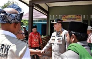 Kunjungi Pulau Terluar di Riau: Kapolda Iqbal Memenangkan Hati Masyarakat dengan Program Polisi RW