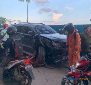 Berita Terkini: Kecelakaan Beruntun di Jalan Raya Tanjung Riau, Batam - Balita Selamat dari Tragedi