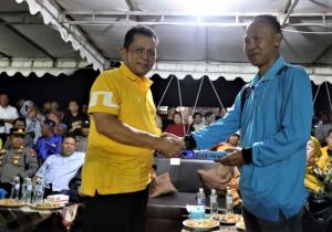 Tutup Turnamen Bola Voli Tajur Biru, Gubernur Ansar: Semoga Muncul Bakat Muda