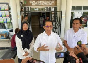 Situasi Samar Politik Amsakar Achmad di Kota Batam