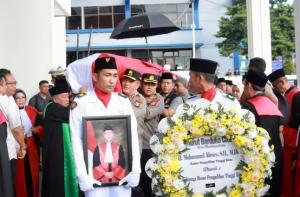 Kapolda Riau Ungkap Belasungkawa atas Wafatnya Kepala Pengadilan Tinggi Riau