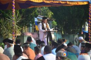 Pesan Inspiratif Bupati Roby Kepada Pemuda di Khutbah Idul Adha: Keikhlasan dan Kesabaran Menuju Kemakmuran