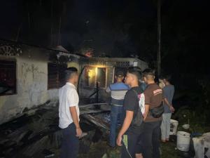 Diduga Stres Karena Penyakit, Pria di Kundur Karimun Nekat Bakar Rumahnya Sendiri