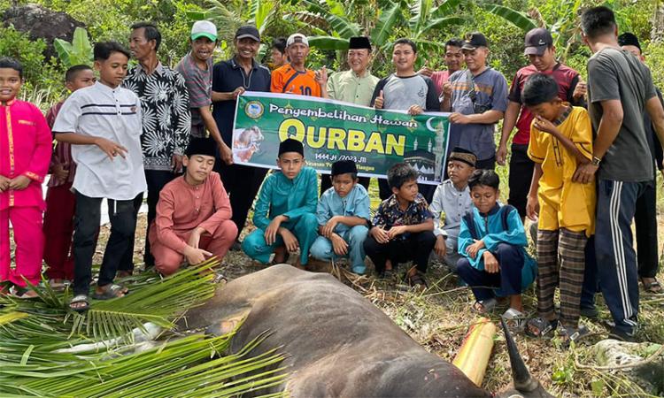 Cen Sui Lan Berkurban di Idul Adha 1444 Hijriah, Salurkan Kebaikan di Batam, Anambas, dan Jakarta