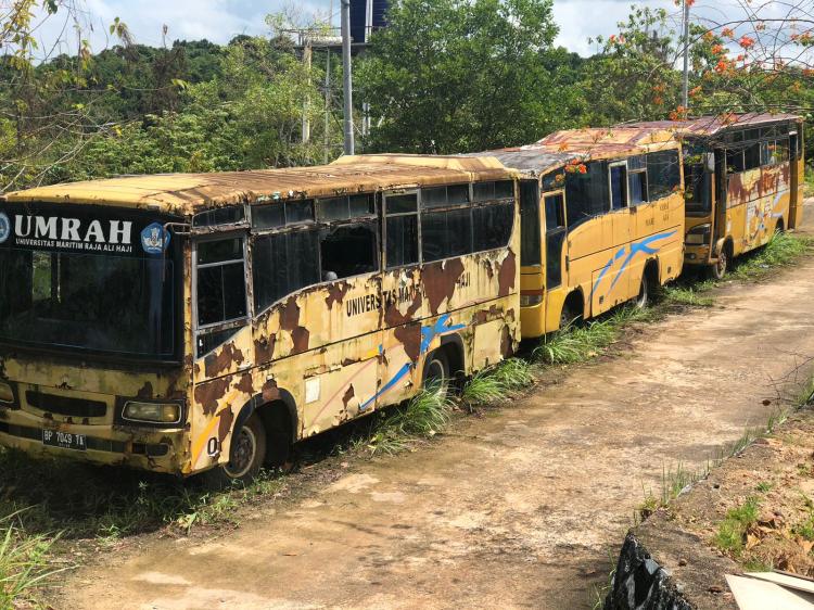 Bus UMRAH, Kenangan yang Terabaikan: Kini Dilelang sebagai Barang Rongsokan