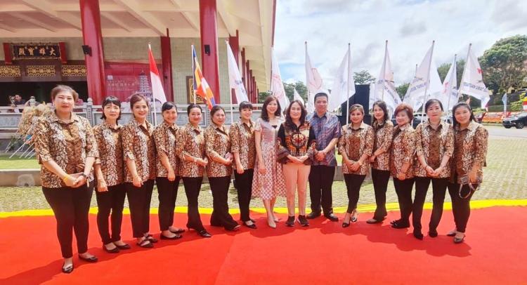 Cen Sui Lan Takjub Lihat Pagoda Tertinggi di Indonesia Ada di Kepri