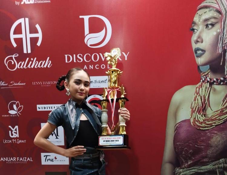Model Cilik Asal Karimun Raih Best of The Best Casual Denim IFP Model Hunt 2023