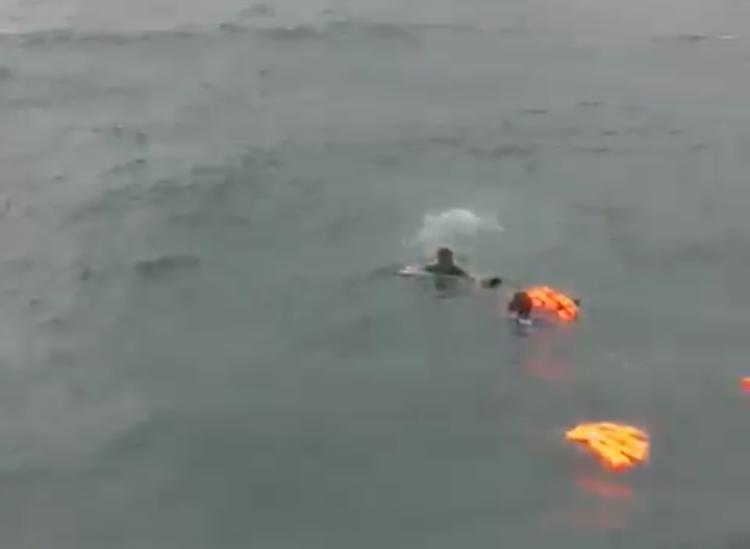 Perahu Pompong Terbalik di Perairan Penarik Lingga