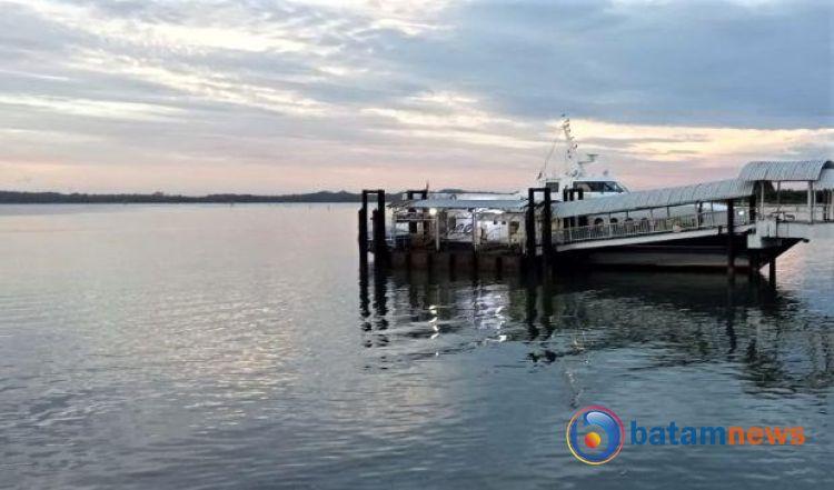Alur Pelayaran Internasional Sekitar Batam Center Mulai Tidak Aman, Banyak Bermunculan Keramba Apung dan Pompong