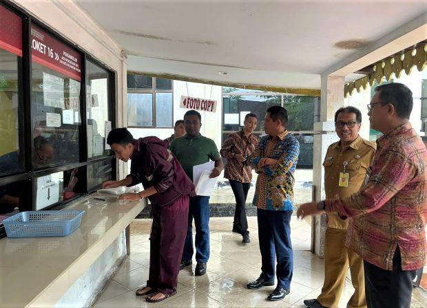 Disdukcapil Batam Krisis Blanko KTP, Pemohon Capai 9.000, Stok Tersedia Hanya 6.000