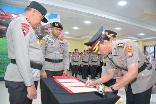 Kapolda Kepri Pimpin Sertijab Wakapolda, Dirpolairud, dan Kabidhumas Polda Kepri