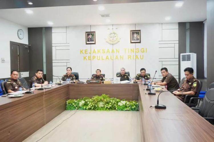 Penghentian Penuntutan 4 Kasus oleh Kejati Kepri melalui Restorative Justice: Keadilan Restoratif Diterapkan