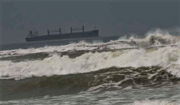 Pusat Meteorologi Maritim BMKG: Peringatan Cuaca Ekstrem di Perairan Batam dan Sekitarnya Hari Ini