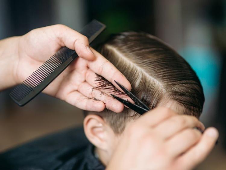 Kursus Pelatihan Barbershop di Tanjungpinang: Meningkatkan Keterampilan Tukang Pangkas Rambut dan Wirausaha