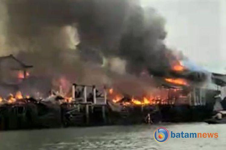 Pemprov Kepri Bakal Bantu Perbaikan Rumah bagi Korban Kebakaran di Pulau Buluh