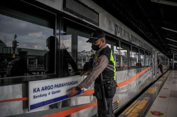 Nasib KA Argo Parahyangan Setelah Kereta Cepat JKT-BDG Beroperasi, Pensiun atau?