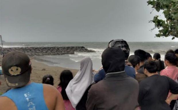  Alhamdulillah, Nelayan yang Hilang di Pantai Padang Ditemukan Selamat Tanpa Luka