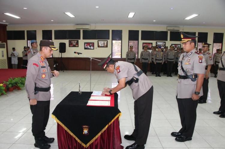 Sertijab di Polresta Barelang: Kasat Samapta dan Kasi Propam Resmi DilantikÂ 
