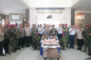 Kapolresta Barelang Kena Prank Anggota TNI saat Ulang Tahun