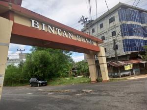 Kawasan Bintan Plaza: Destinasi Tempat Hiburan Malam dan Kuliner yang ada di Tanjungpinang