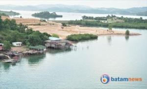 Cuaca Perairan Batam, Jumat: Hujan Ringan dengan Gelombang Tenang