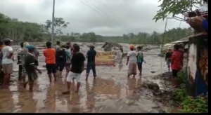 Tragis! Tanah Longsor di Lumajang, Jawa Timur Makan Tiga Korban Jiwa