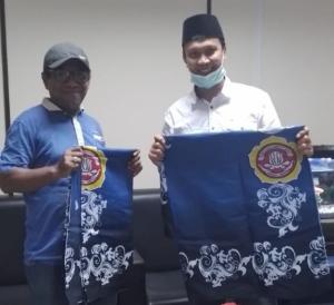 Karang Taruna Batam Cetak Batik Khas yang Memikat