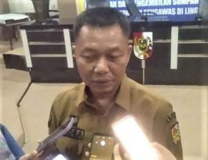 Tiang Tumpu Kabel Optik di Pekanbaru Semrawut, Pemko dan DPRD Sepakat Lakukan Penertiban