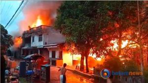 Api Membara di Pulau Buluh, Batam: Jumlah Rumah yang Terbakar Belum Diketahui