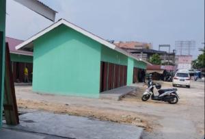 TPS Pasar Cik Puan Selesai Dibangun, Pedagang Memilih Bertahan di Lokasi Lama