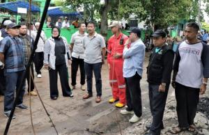 Wali Kota Rudi Sampaikan Rasa Prihatin dan Bantuan di Lokasi Kebakaran Pulau Buluh