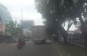 Truk Bertonase Besar Dilarang Melintas di Jalan Dalam Kota Pekanbaru, Pemko Susun Perwako