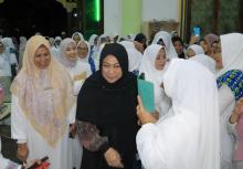 Ustadzah Aisah Dahlan Hadir di Kabupaten Bintan: Tausiyah Berbagi Tips Membina Anak dalam Keluarga