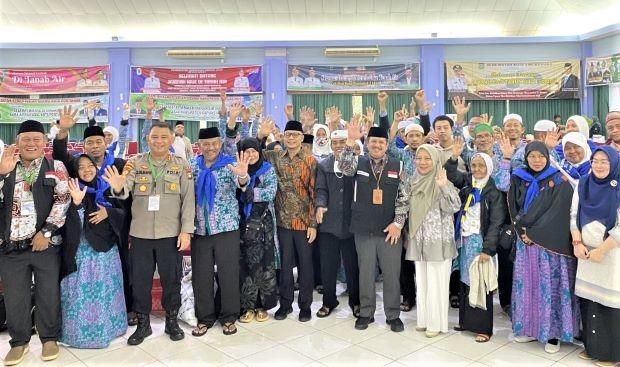 Pemulangan Jemaah Haji Debarkasi Batam Tuntas, Lima Jemaah Masih Dirawat di Arab Saudi