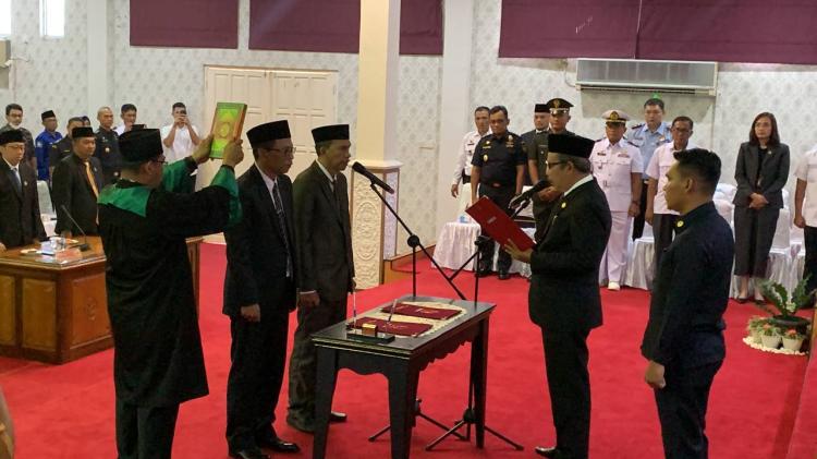 Pindah Partai di Pemilu 2024, Dua Anggota DPRD Karimun Diganti