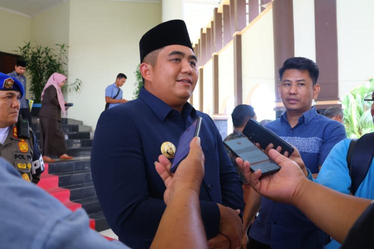 Seminar Kesadaran Pertanahan: Pemangku Kepentingan Harus Menjadi Sumber Pengetahuan
