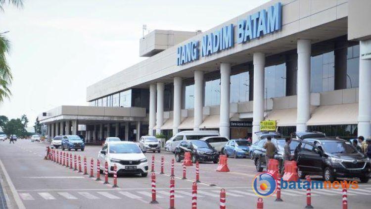 Penerbangan dari Batam ke Jakarta Keberangkatan Selasa, Tarif Termurah Lion Siang, Termahal Garuda Sore