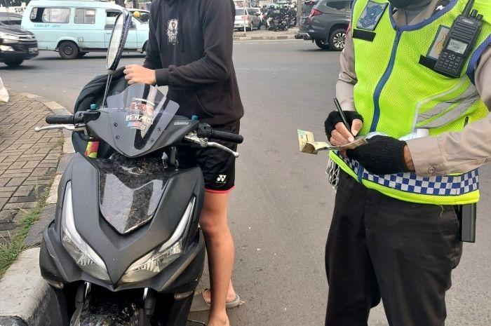 Anggota Paskibra Batam Ditilang Oknum yang Mengaku Polisi dan Diminta Transfer Uang