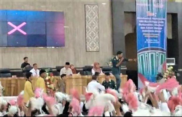Gubernur Sumbar Diusir Mahasiswa Saat Berkunjung ke UIN Bukittinggi