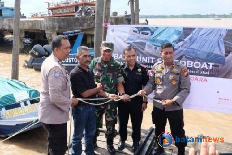 Bea Cukai Type C Tembilahan Hibahkan Tiga Unit Speedboat untuk Manfaatkan Kembali Barang Sitaan