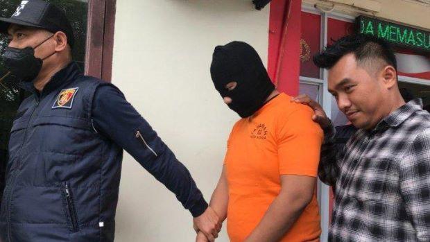 Oknum ASN di Batam Dituntut 12 Tahun Penjara atas Kasus Pelecehan Anak Kandung