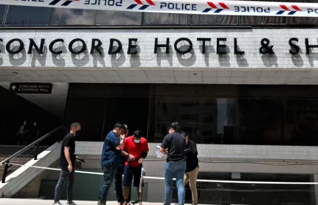 Tersangka Perkelahian Mematikan di Orchard Road Lakukan Rekonstruksi di Concorde Hotel Singapura