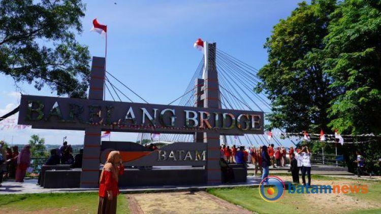 Perkiraan Cuaca Terkini Kota Batam: Hujan Ringan dan Suhu Hangat Mendominasi Hari