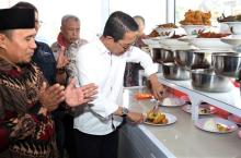 Amsakar Resmikan RM Lapau Sutan 2: Mendorong Keberagaman Kuliner di Batam