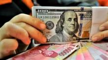 Rupiah Terjun Bebas Hampir 1%, Dolar AS Menguat di Tengah Tantangan Ekonomi