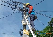 PLN Batam Tindaklanjuti Keluhan Warga dengan Perbaiki Kabel Semrawut di Sejumlah Perumahan